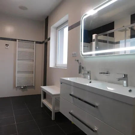 Pod Majákem Přítluky