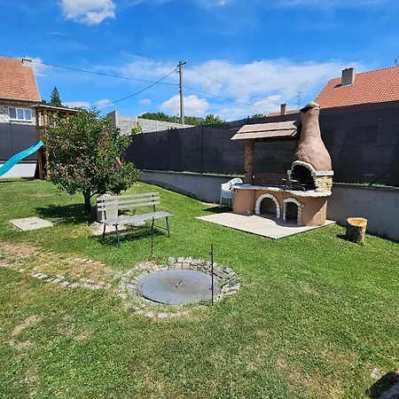 Pod Majakem Villa